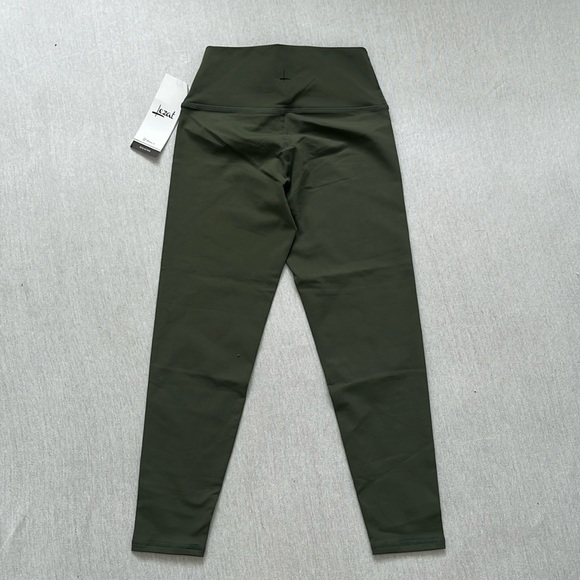 NWT Lezat eco-active, sustainable, activewear, workout set, olive green, Size S - Picture 11 of 16